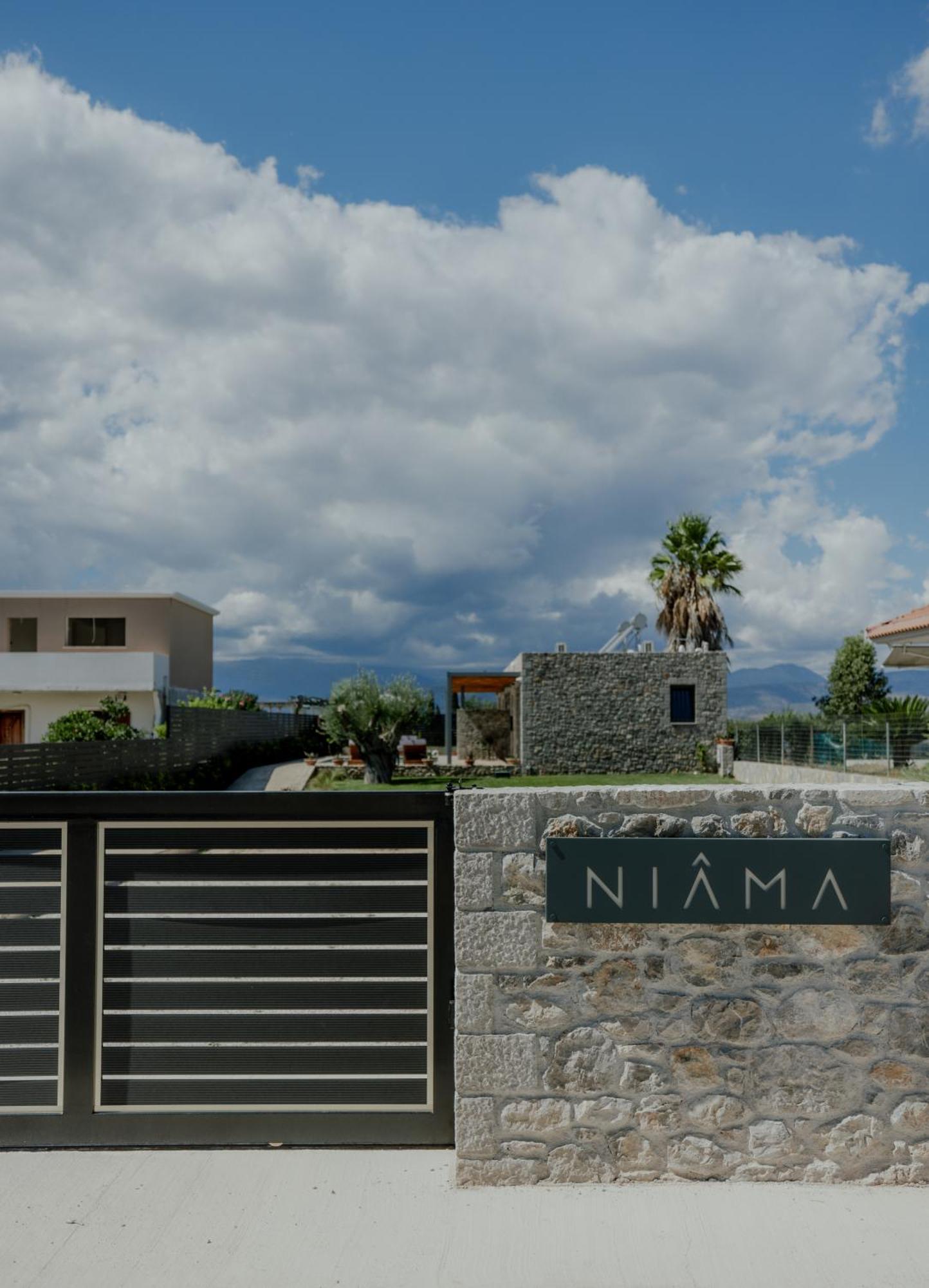 Niama Luxury Apartments Anabolu Dış mekan fotoğraf
