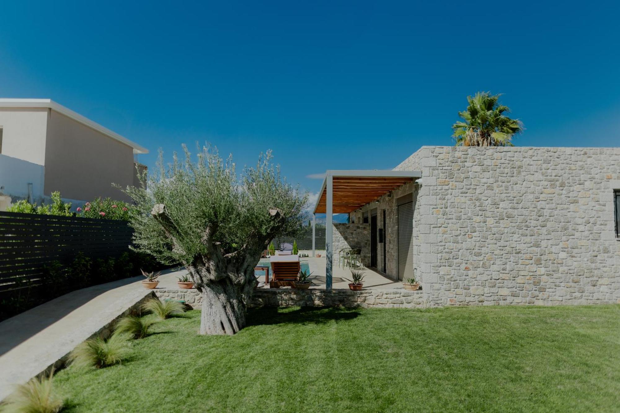 Niama Luxury Apartments Anabolu Dış mekan fotoğraf